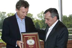 cariglino macri premio