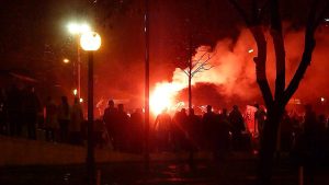 rotonda de rojo y blanco